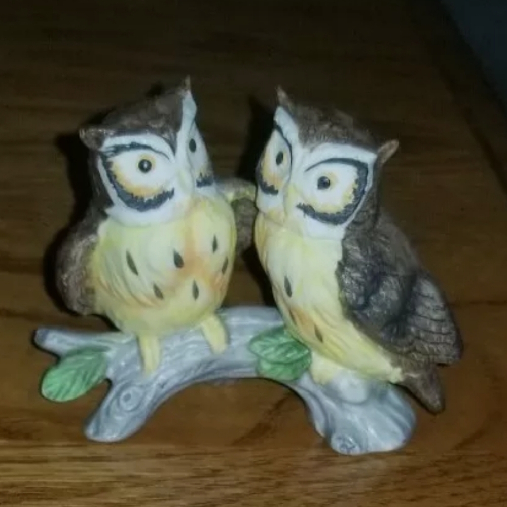 Lefton Hand Painted Owl Porcelain Figurine #00753